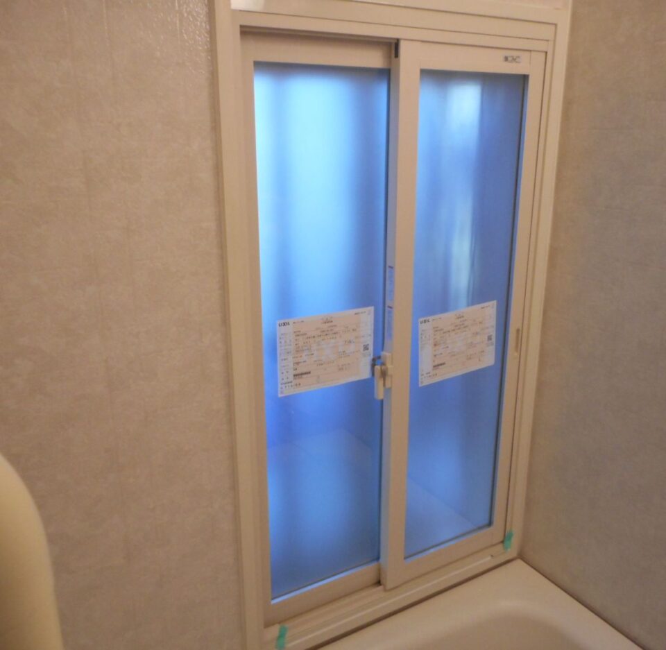 内窓がもたらす大きな変化。浴室にもインプラス/大村市