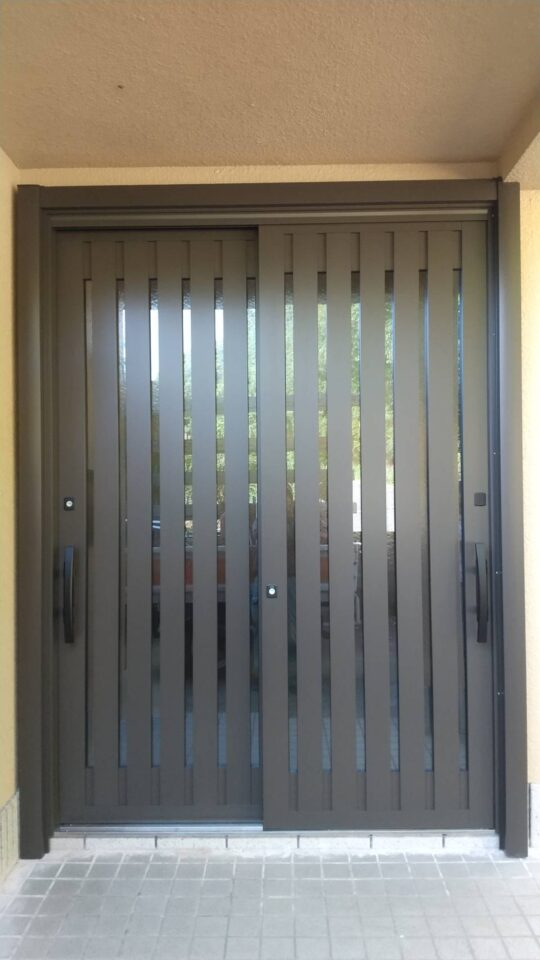 断熱性能アップで快適に。補助金を活用した玄関リフォーム「リシェント」/諫早市